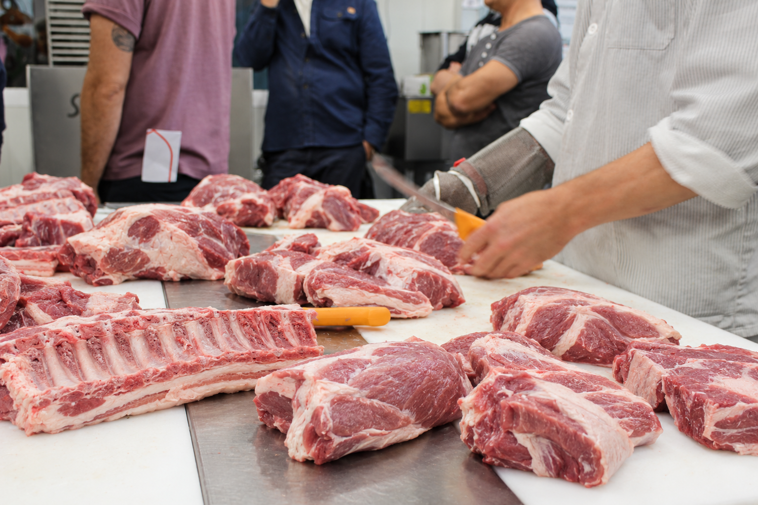 Praxis-Seminar: Zerlegung einer Schweinehälfte – Fokus: Special Cuts